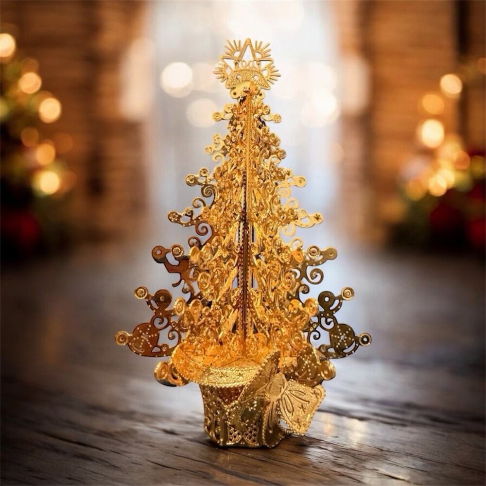 2003 DANBURY MINT ANNUAL GOLD ORNAMENT, "O' CHRISTMAS TREE" 23 KT GOLD PLATED
